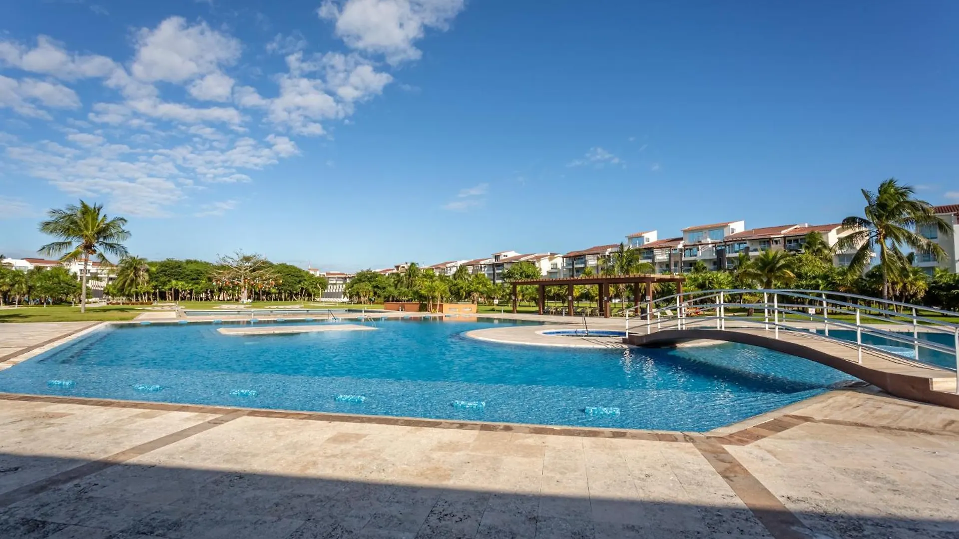 Apartment Casa Mar Penthouse Condo Mareazul Condo Playa del Carmen Mexico